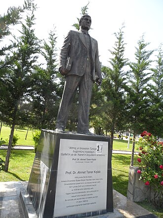 Ahmet Taner Kışlalı